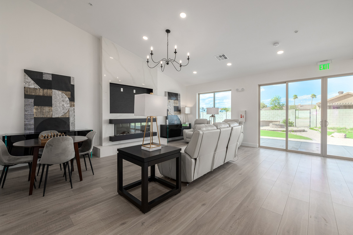 Pinnacle Peak Senior Living in Peoria